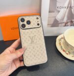 LV Leather Phone Case | Precise Cutouts & Full Edge Protection - 图片 8