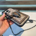 Gucci Dionysus Snake Head Leather Phone Case with Card Slot & Crossbody Strap - 图片 7