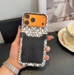 Loewe Style Anagram Embossed Card Holder Crossbody Phone Case - 图片 7
