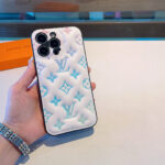 Louis Vuitton Pastel Embossed Monogram Luxury Phone Case - 图片 13