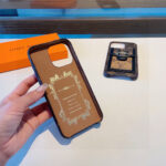 Louis Vuitton Monogram Flip Card Holder Wallet Phone Case - 图片 9