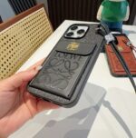 Loewe Flip Card Holder iPhone Case with Short Wrist Strap - 图片 17