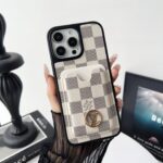Luxury Designer Monogram Card Holder Phone Case | 2-in-1 Wallet Shockproof Cover - 图片 10