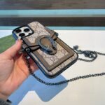Gucci Dionysus Snake Head Leather Phone Case with Card Slot & Crossbody Strap - 图片 9