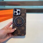 LV Classic Monogram Phone Case with Strong Magnetic & Logo Stand - 图片 14