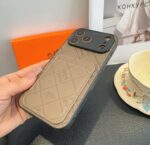 Hermès Embossed Monogram Leather Card Holder Phone Case - 图片 6