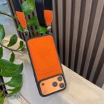 Hermès Paris Embossed Leather Card Pocket Crossbody Luxury Phone Case - 图片 6
