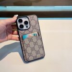 Gucci Classic Monogram Phone Case - Card Slot Full Coverage | Timeless Luxury Collection - 图片 4