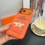 Hermès Classic Horse Carriage Print Luxury Leather Phone Case - 图片 7