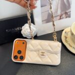 White Chanel Quilted Caviar Leather Card Holder Chain Luxury Phone Case - 图片 3