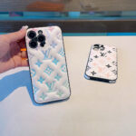 Louis Vuitton Pastel Embossed Monogram Luxury Phone Case - 图片 12