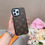 LV Classic Monogram iPhone Case - 图片 9