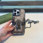 Gucci Dionysus Snake Head Leather Phone Case with Card Slot & Crossbody Strap - 图片 5