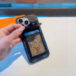 Louis Vuitton Monogram Flip Card Holder Wallet Phone Case - 图片 13