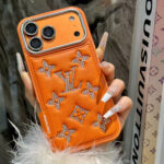 Louis Vuitton Bling Rhinestone Monogram Leather Luxury Phone Case With Diamond Camera Lens Protector - 图片 5
