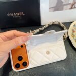 White Chanel Quilted Caviar Leather Card Holder Chain Luxury Phone Case - 图片 4