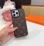 LV Classic Monogram iPhone Case - 图片 13