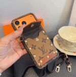 Louis Vuitton Style Monogram Card Holder Crossbody Phone Case With Rivet Detail - 图片 5