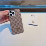Gucci Classic Monogram Phone Case | Metal Logo & Polished Edge, In Sync with Official Launch - 图片 8