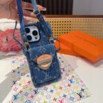 LV Denim Padlock Crossbody Card Holder Phone Case - 图片 3