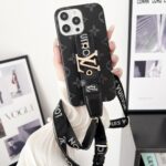 Louis Vuitton Classic Monogram Wrist Strap Luxury Phone Case - 图片 3