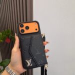 Louis Vuitton Embossed Monogram Card Holder Crossbody Strap Luxury Phone Case - 图片 3