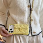 Chanel Style Quilted Wallet Phone Case With Adjustable Chain Crossbody Strap - 图片 5