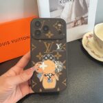 Louis Vuitton Monogram Cartoon Vivienne Doll Luxury Phone Case - 图片 14