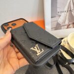 Louis Vuitton Embossed Monogram Card Holder Crossbody Strap Luxury Phone Case - 图片 5