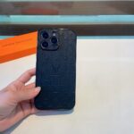 Louis Vuitton Embossed Monogram Vertical Stripe Luxury Phone Case - 图片 12
