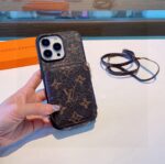 LV Monogram Crossbody Multi-Function Wallet Phone Case with Coin Pocket - 图片 3