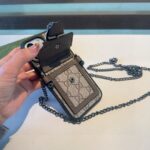 Gucci Dionysus Snake Head Leather Phone Case with Card Slot & Crossbody Strap - 图片 6
