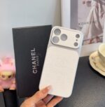 Chanel Precise-Cut Full-Cover iPhone Case | Instant Leather Finish - 图片 12