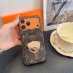 LV Classic Monogram Card Holder Phone Case - 图片 3