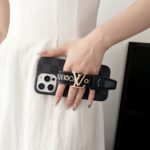 Louis Vuitton Classic Monogram Wrist Strap Luxury Phone Case - 图片 12