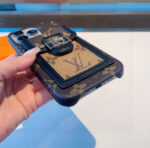 Louis Vuitton Monogram Flip Card Holder Wallet Phone Case - 图片 12