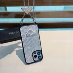 Prada Style Full Diamond Glitter Phone Case With Crossbody Chain Strap - 图片 11