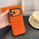 Hermès Signature Orange Embossed H Logo Leather Phone Case - 图片 2
