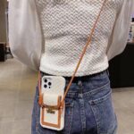 Celine Triomphe Monogram Card Slot Crossbody Phone Case - 图片 3