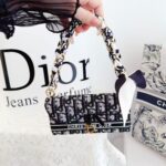 Dior Oblique Jacquard Phone Case Bag with Crossbody Strap & Chain Handle - 图片 5