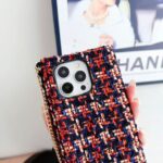Chanel-Style Tweed Crossbody Phone Case Bag with Chain Strap - 图片 9