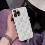 Louis Vuitton Pastel Embossed Monogram Luxury Phone Case - 图片 2