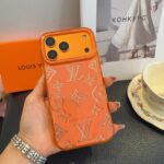 Louis Vuitton Transparent Glitter Monogram Electroplated Luxury Shockproof Phone Case - 图片 9
