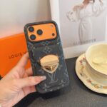 LV Classic Monogram Card Holder Phone Case - 图片 12