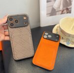 Hermès Embossed Monogram Leather Card Holder Phone Case - 图片 2