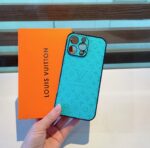 Louis Vuitton Embossed Monogram Vertical Stripe Luxury Phone Case - 图片 4