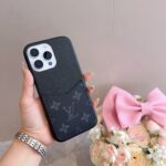 LV Classic Monogram Card Slot Phone Case - 图片 2