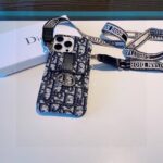 Dior Montaigne - Embroidered Strap Card Phone Case - 图片 4