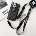 Designer Monogram Card Holder Phone Case with LV & GG Metal Buckle - 图片 10