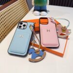 Hermès Style Luxury Leather Card Holder Phone Case | Wrist Strap & Horse Charm - 图片 3